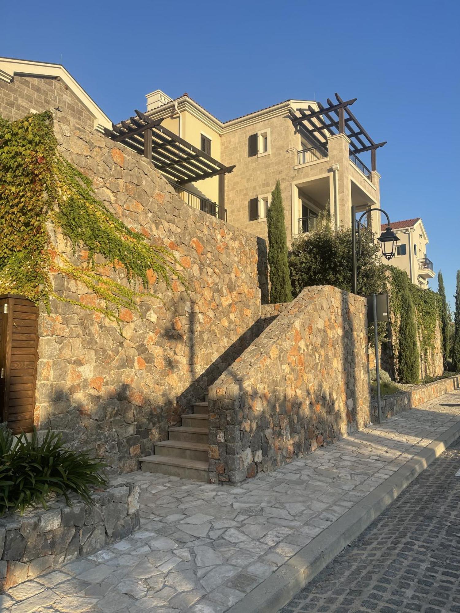 Lustica Bay Apartment'S Τίβατ Εξωτερικό φωτογραφία